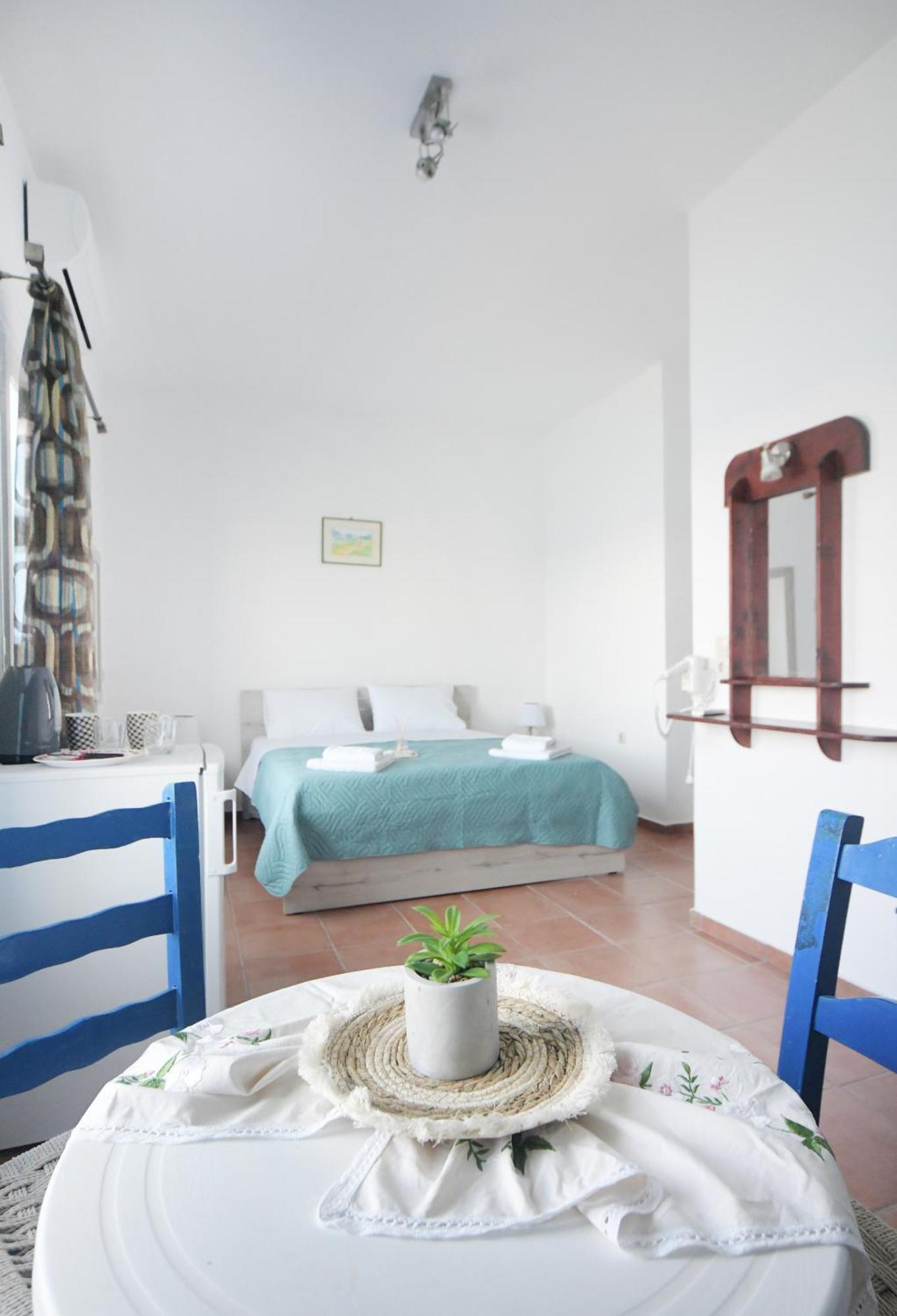 Agialos Rooms Kalymnos Town ภายนอก รูปภาพ
