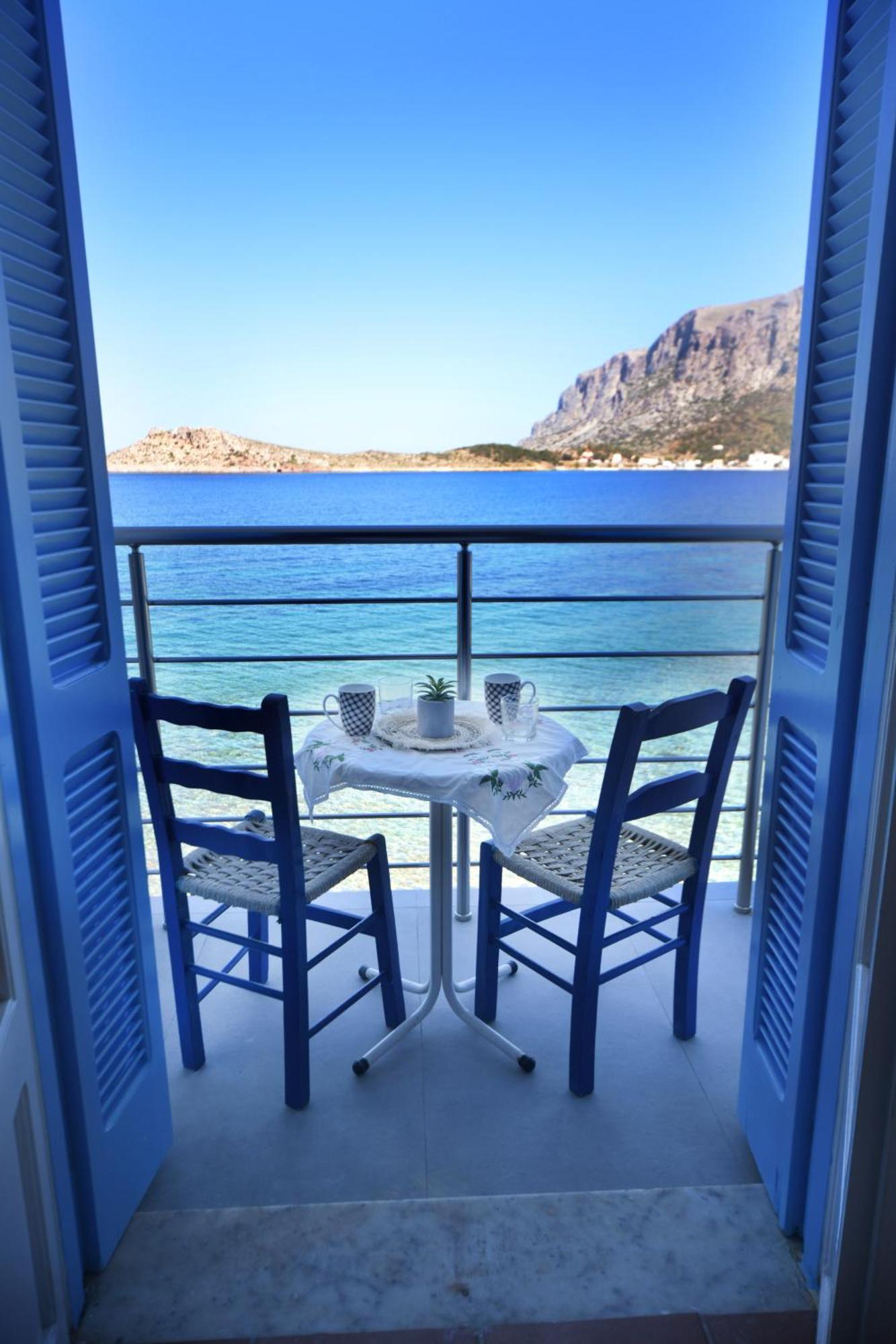Agialos Rooms Kalymnos Town ภายนอก รูปภาพ